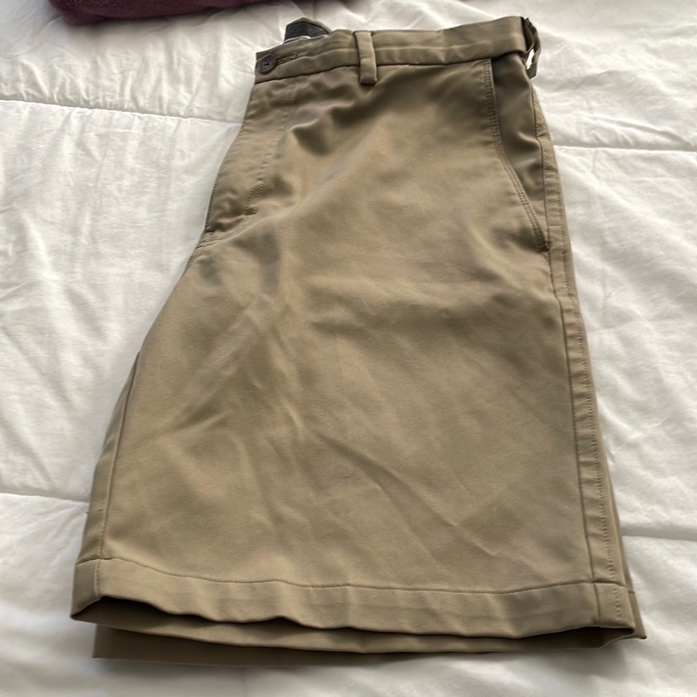 Light shorts